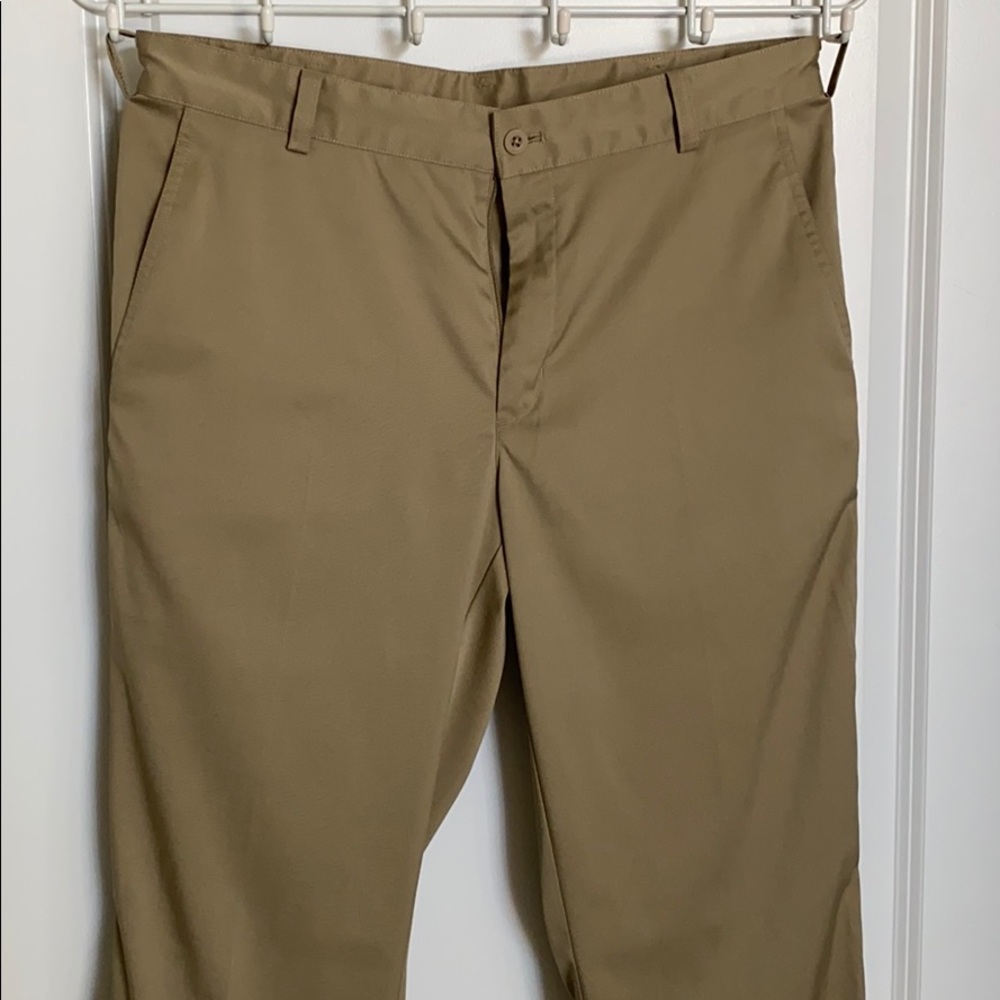 Nike flat front dri fit tech golf pants. 32x32